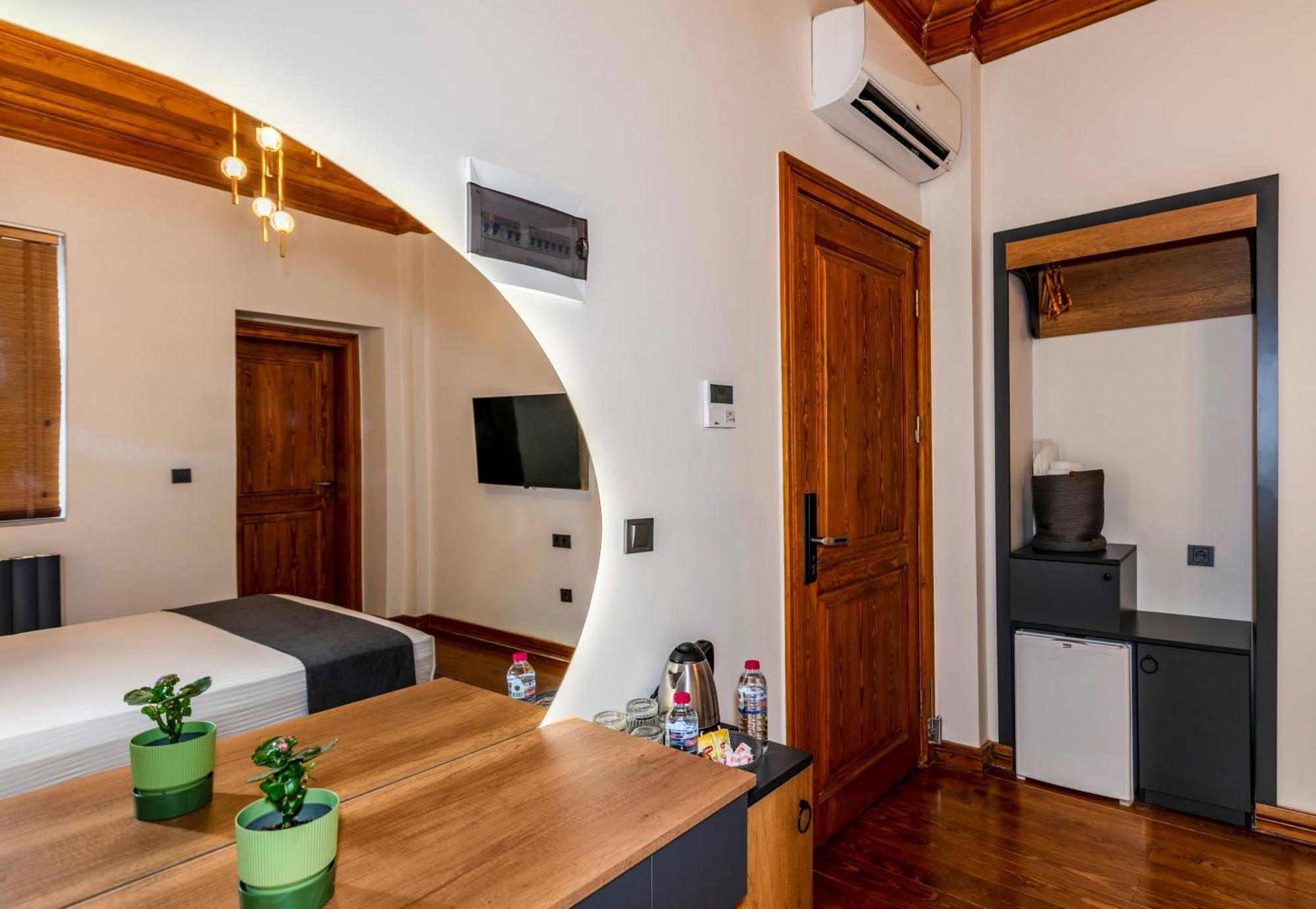 Elmira Pera Hotel & Spa - Special Class Stambuł Zewnętrze zdjęcie